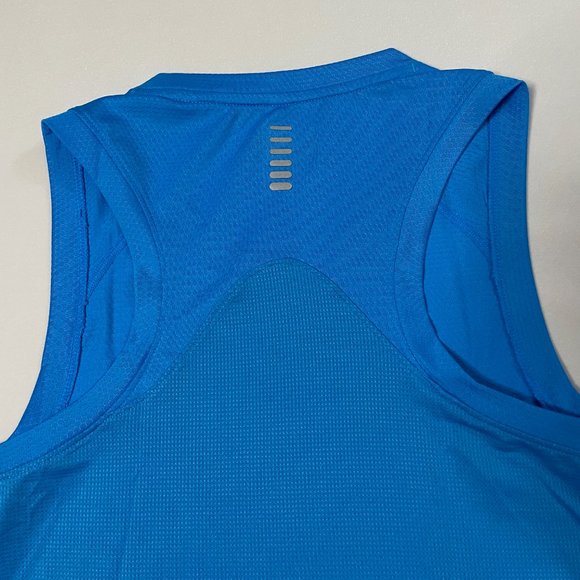 Under Armour Run HeatGear Running Tank Blue Small - Picture 4 of 7